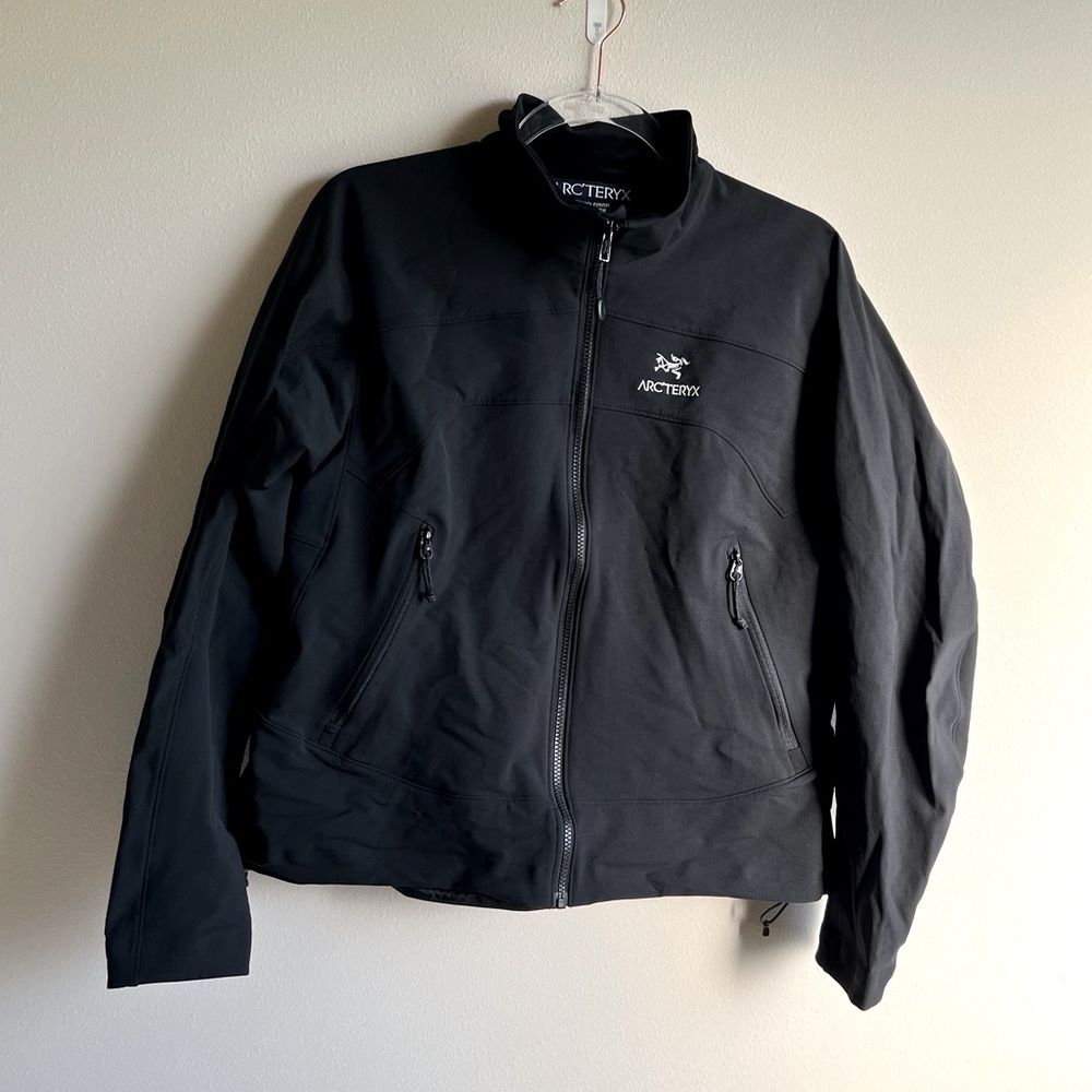 Ships free! 💌 Arc’teryx XL black Jacket